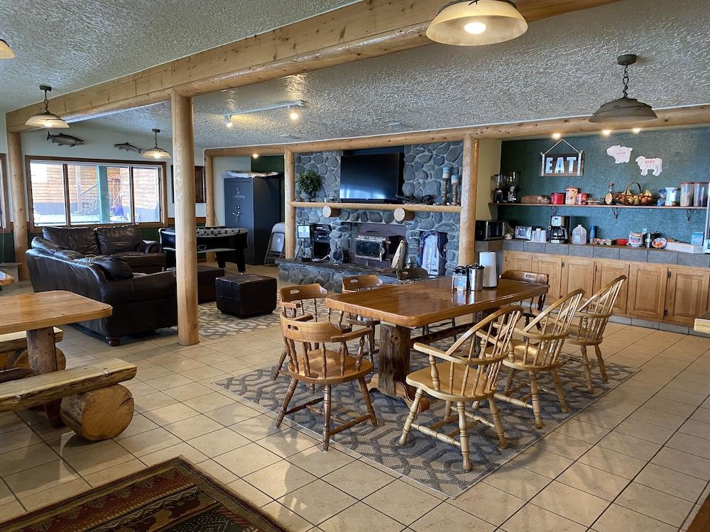 King Halibut Lodge photo 13