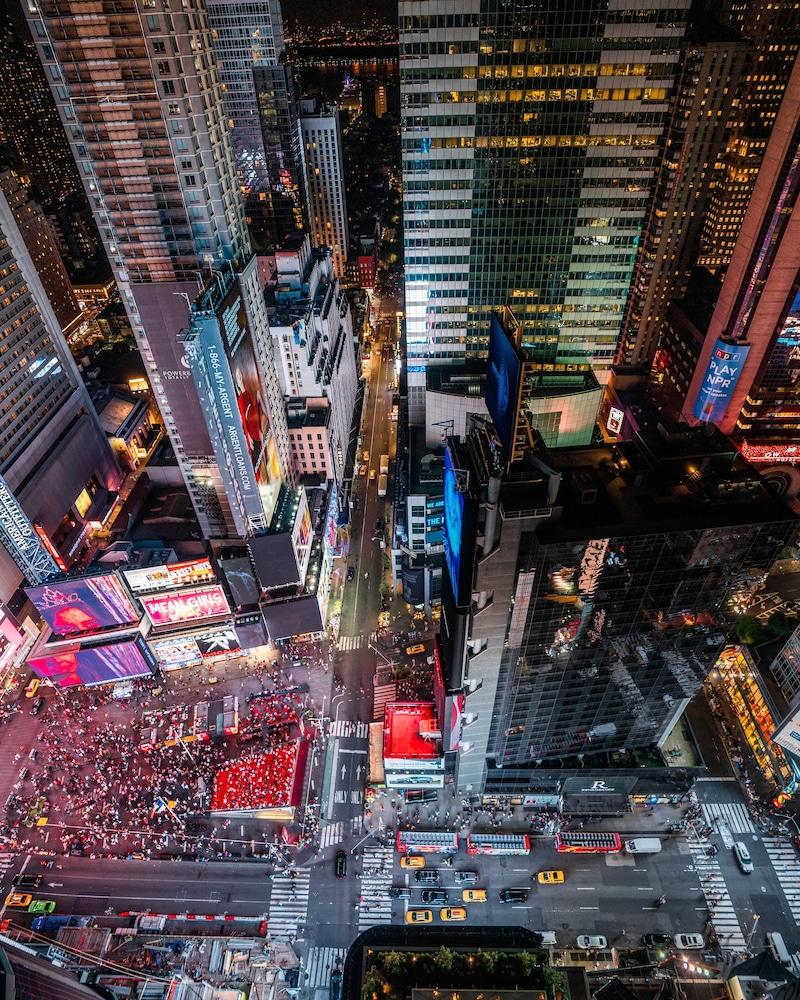 The Times Square EDITION photo 39