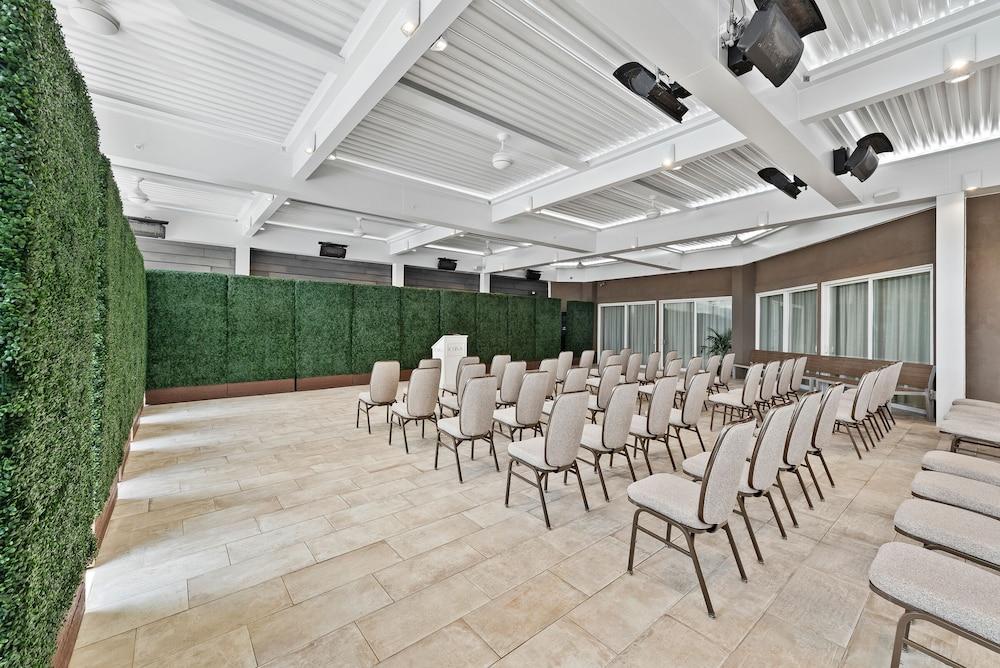ICONA Avalon photo 19