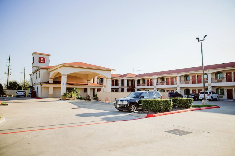 Palace Inn Copperfield photo 1