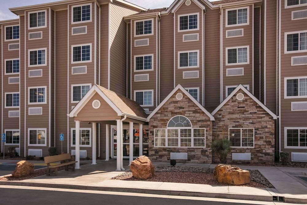 Microtel Inn & Suites By Wyndham Pecos photo 19