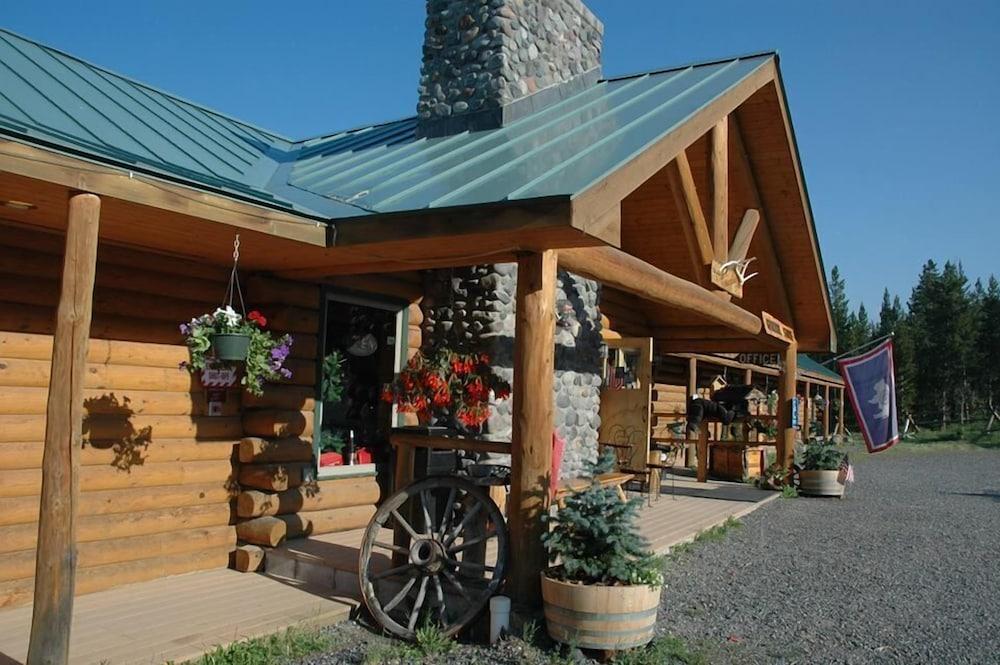 Lava Mountain Lodge photo 63