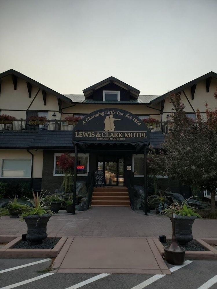 Three Forks Lewis & Clark Motel photo 44