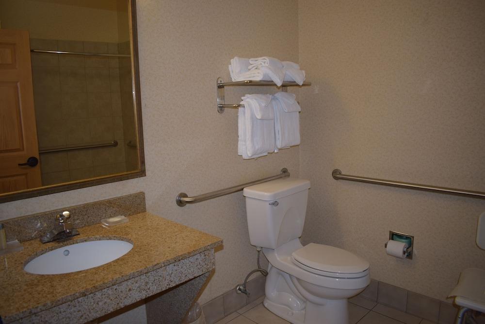 Wingate by Wyndham Youngstown/Austintown photo 39