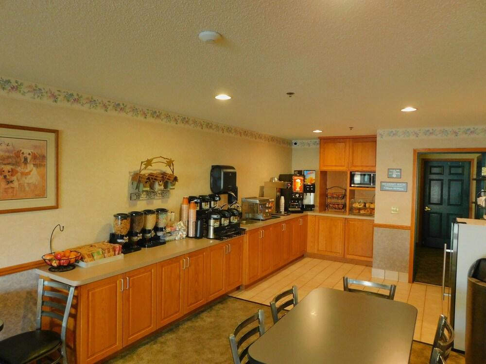 Northwoods Best Inn -Turtle Lake photo 36