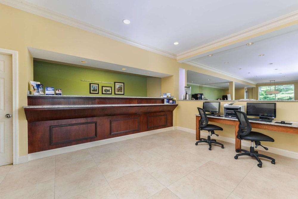 Inn on Storrs photo 3