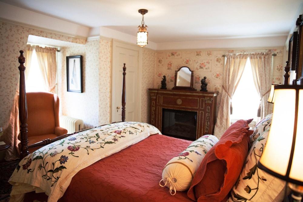 Bee and Thistle Inn photo 65