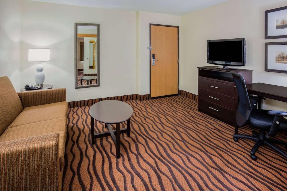 AmericInn by Wyndham Mora photo 26