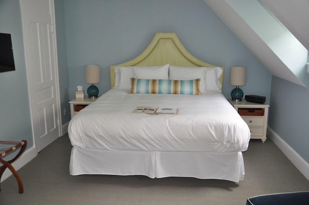 Peter Shields Inn & Restaurant photo 19