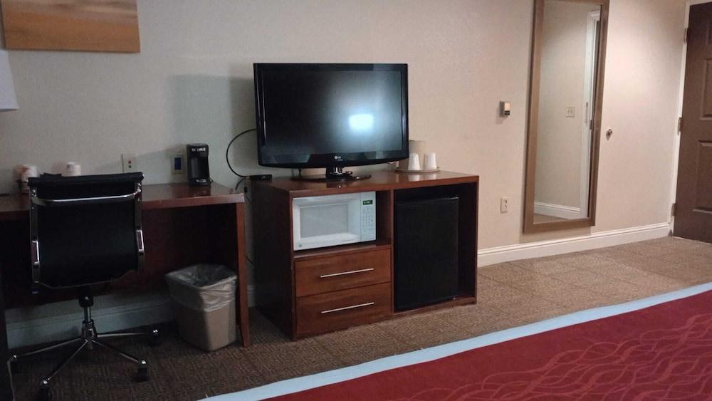 SAMIR Stay at NW Expressway photo 19