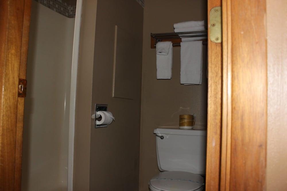 Econo Lodge Oskaloosa photo 13