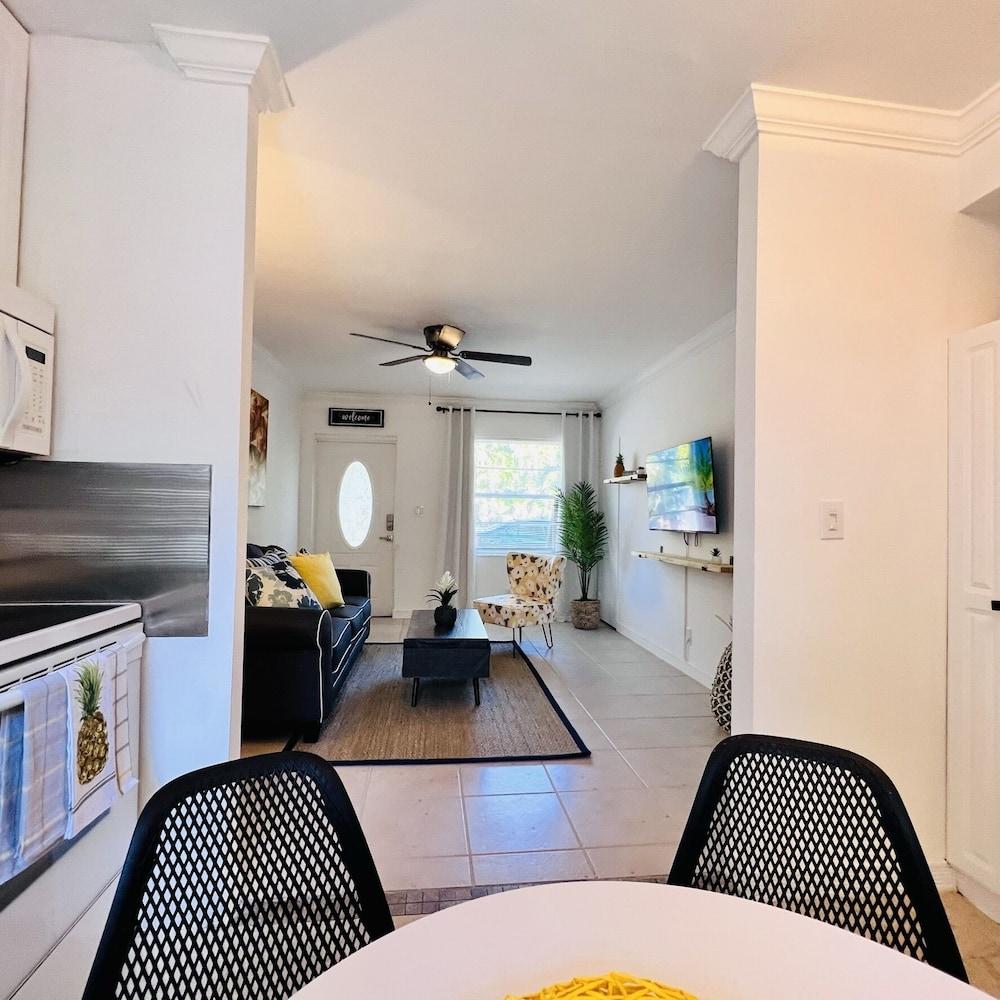 Coco Bay Condos photo 95