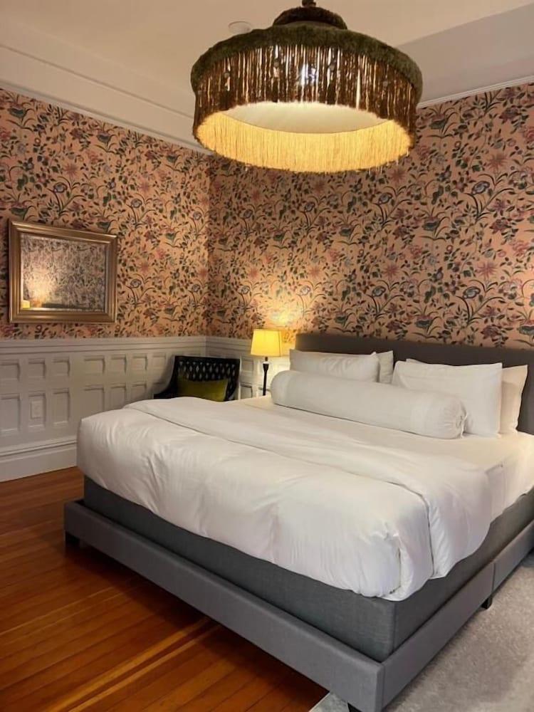 Crowper Inn photo 1