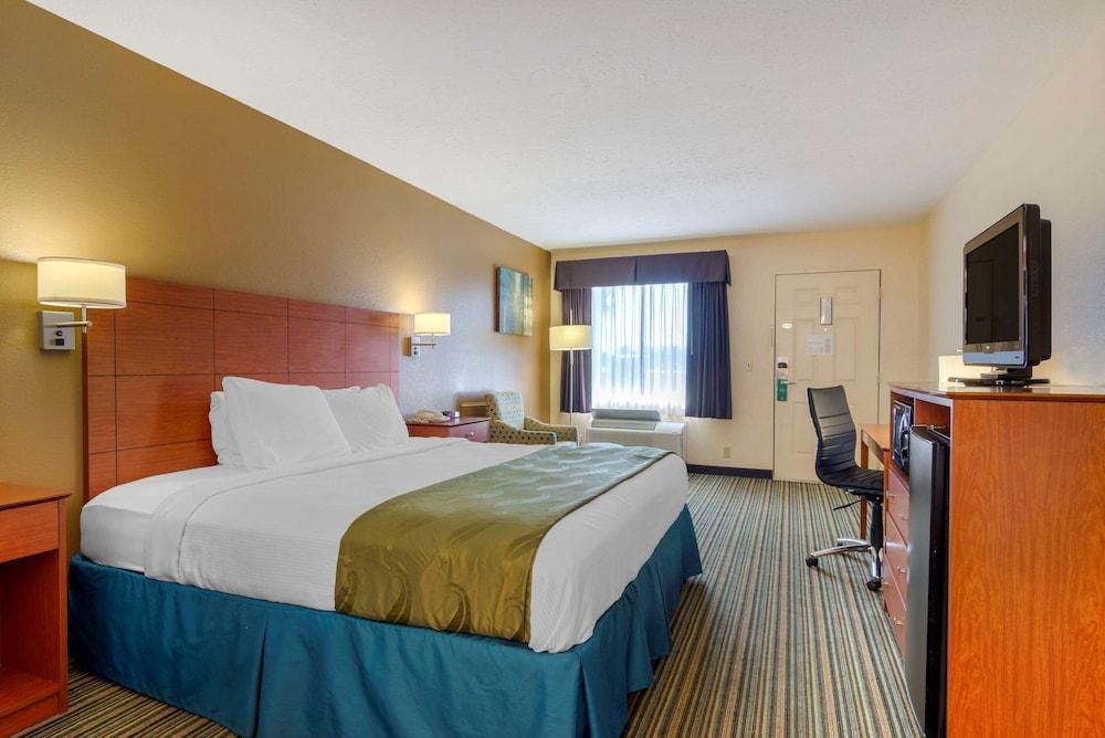 Quality Inn Ashburn photo 26
