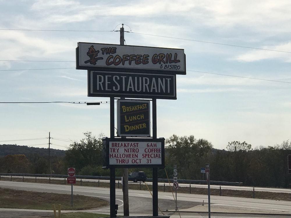 Rosener's Inn and banquet center photo 41
