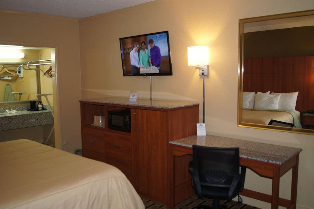 Royal Inn photo 11