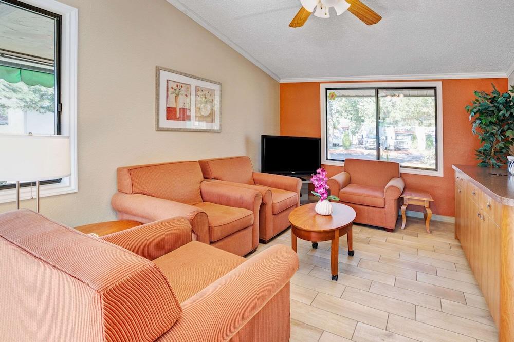 Knights Inn Sterling Heights photo 6