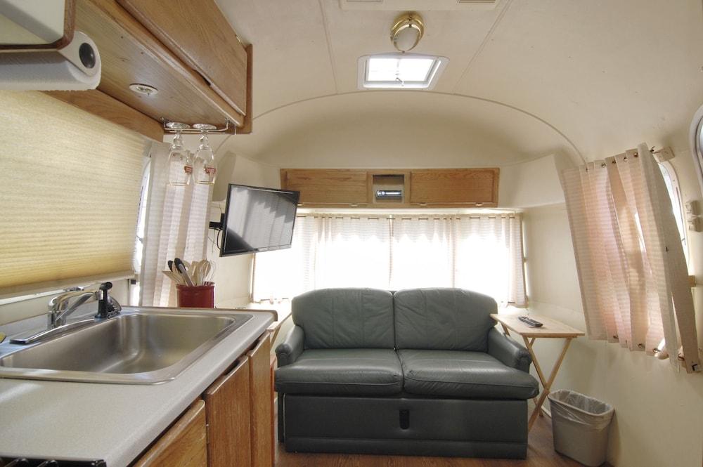 Palm Canyon Hotel & RV Resort photo 17