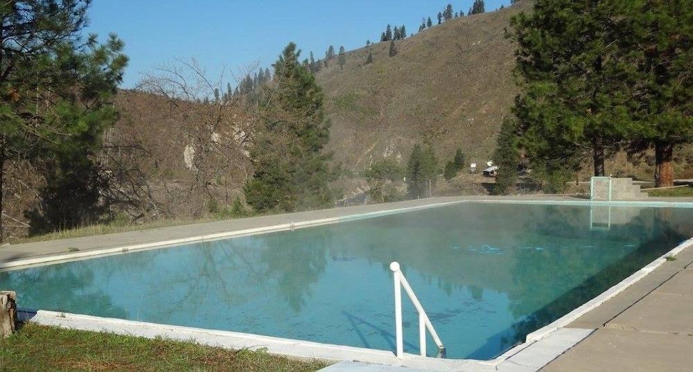 Haven Hot Springs photo 7