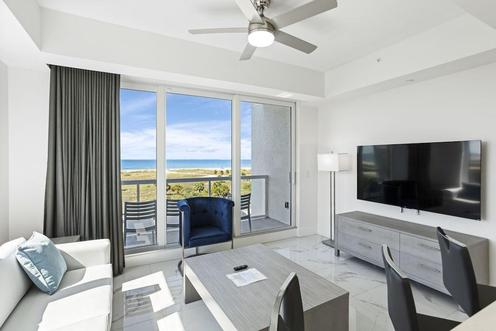 Ocean Club Treasure Island Hotel photo 61