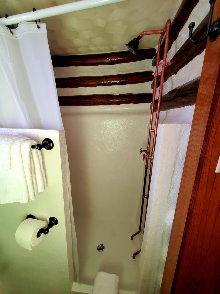 Log Cabin Inn photo 93