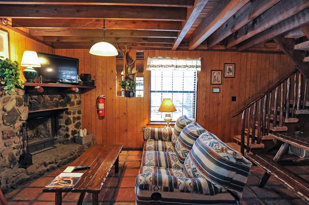 Bear Creek Motel And Cabins photo 9