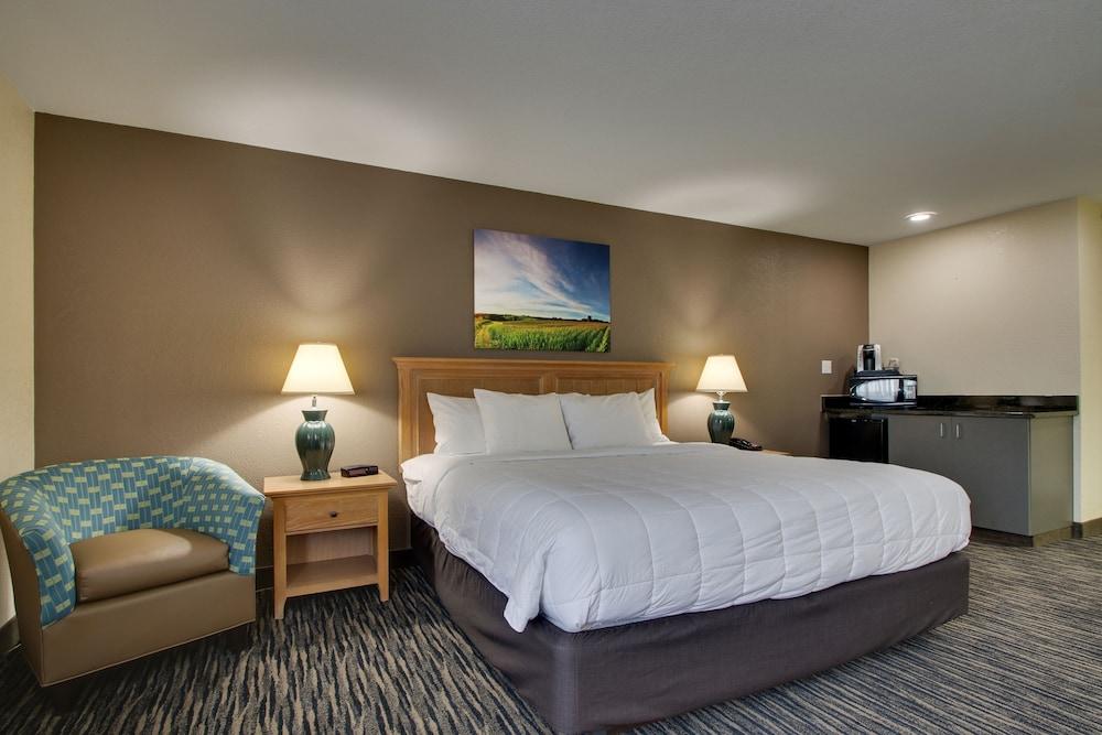 EverSpring Inn & Suites photo 17