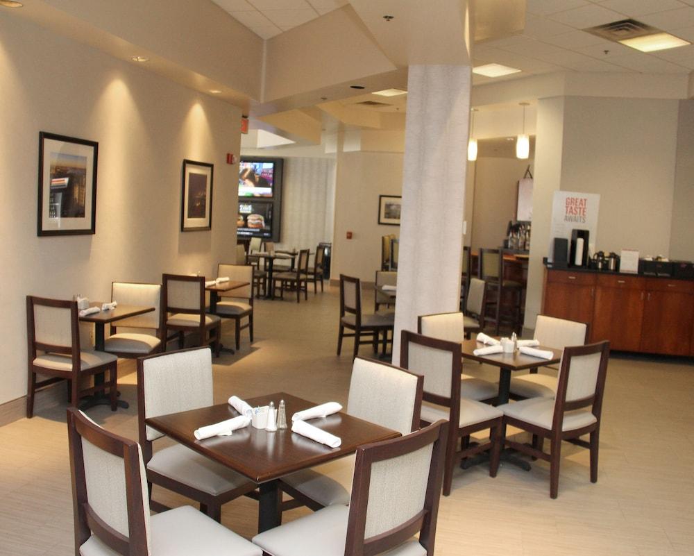 Wyndham Garden Buffalo Downtown photo 28