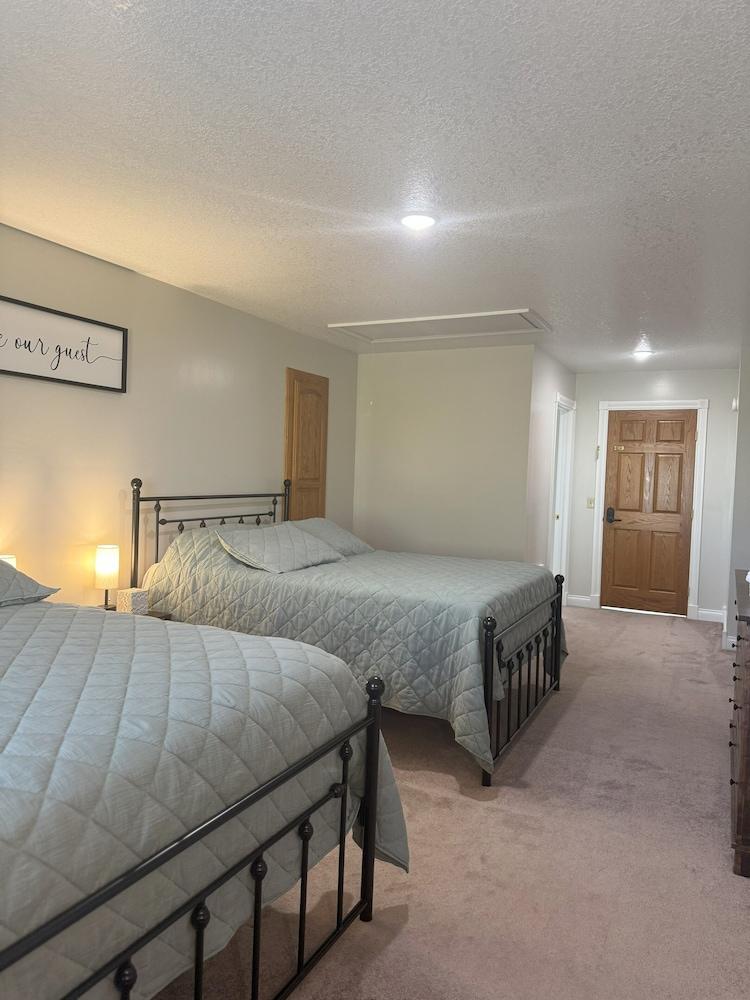 Heritage Homestead Inn photo 31
