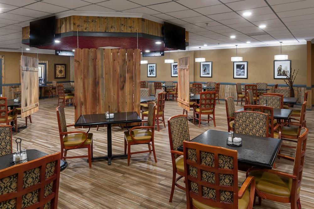 Ramkota Hotel & Conference Center photo 19