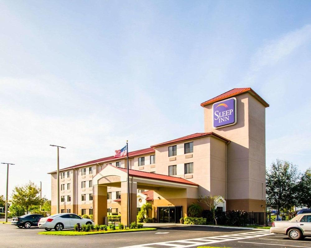 Sleep Inn Fort Pierce I-95 photo 41