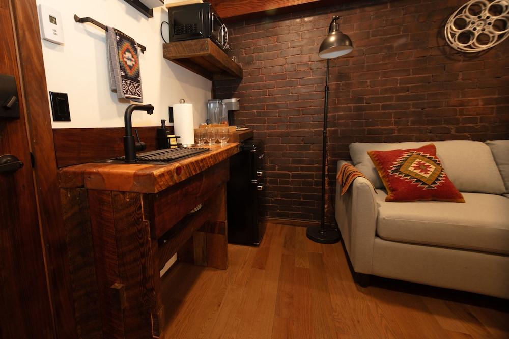 The Frenchman Suites photo 18