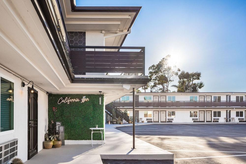 California Inn photo 55