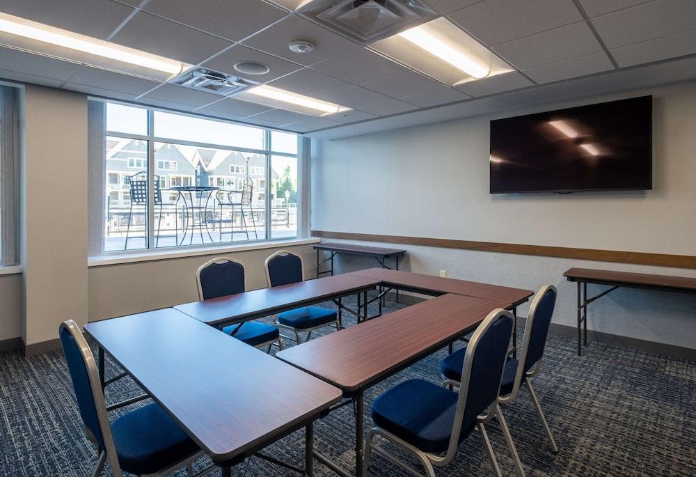 The Harborview on Lake Michigan, Ascend Hotel Collection photo 77