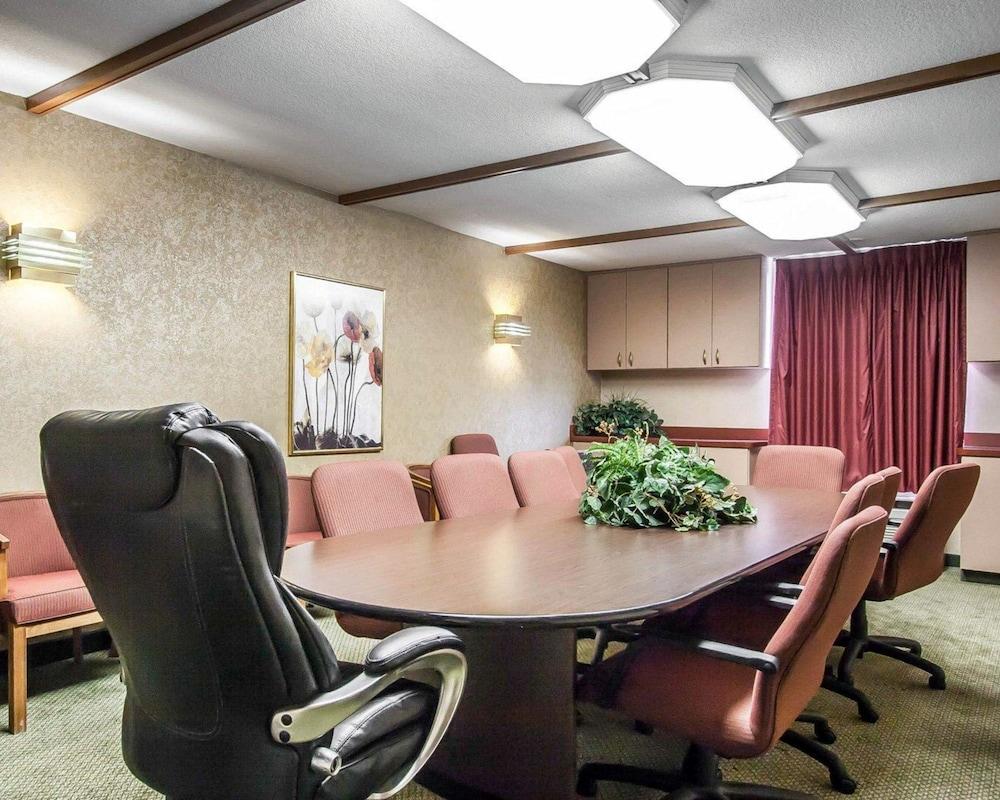 Quality Inn and Suites photo 28