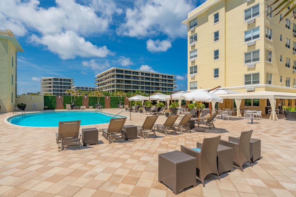 The Ambassador Hotel photo 47