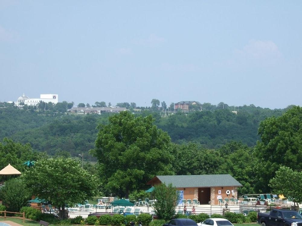Westgate Branson Woods Resort and Cabins photo 22