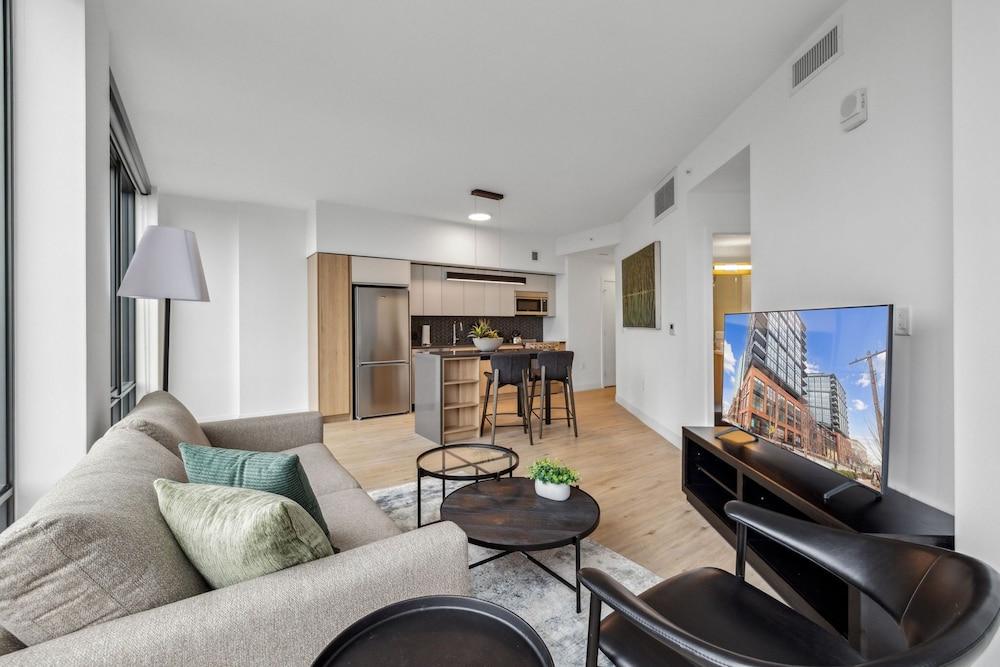 Placemakr Buzzard Point photo 77