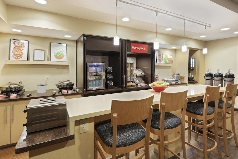 TownePlace Suites by Marriott Savannah Midtown photo 17