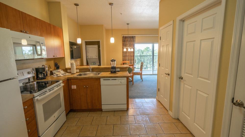 Barefoot Suites photo 24