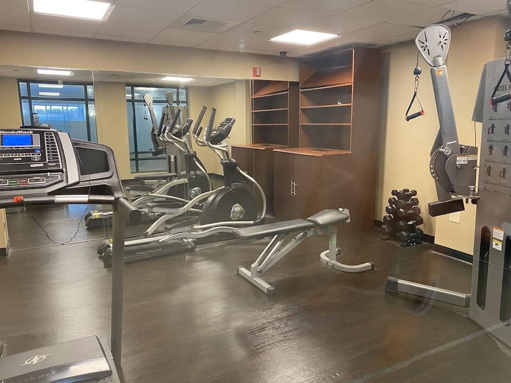 Comfort Suites Near Casinos Norwich-Uncasville CT photo 19