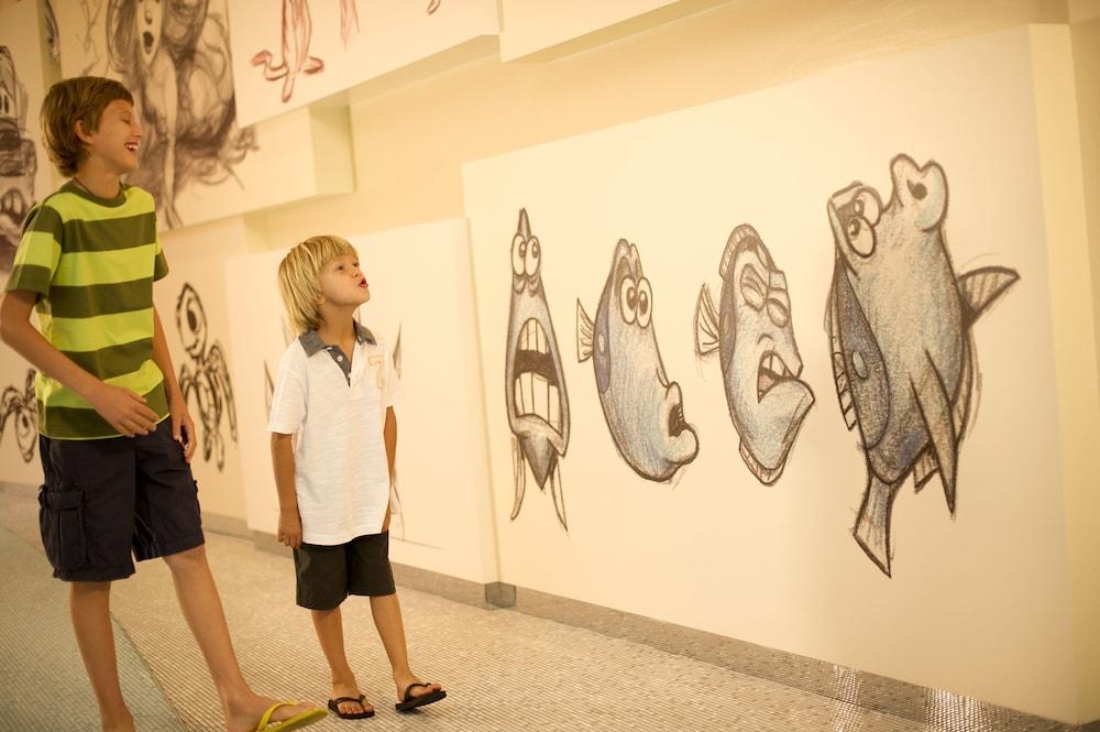 Disney's Art Of Animation Resort photo 3