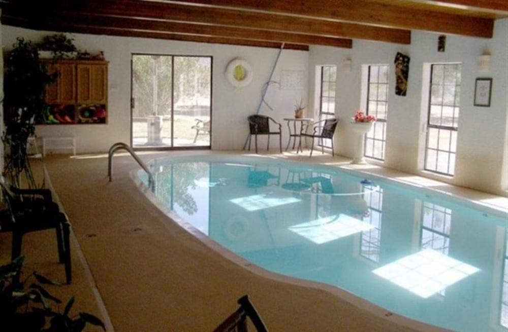 Tavares Inn photo 19