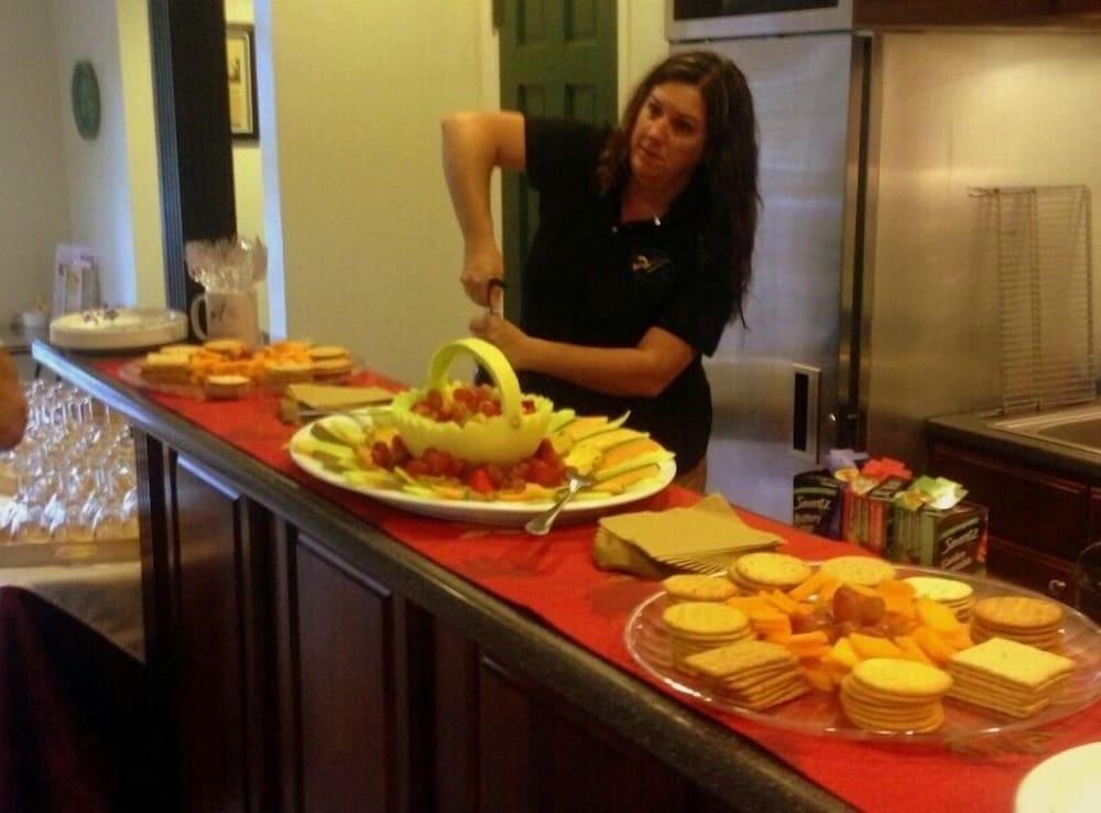 Acorn Inn photo 21