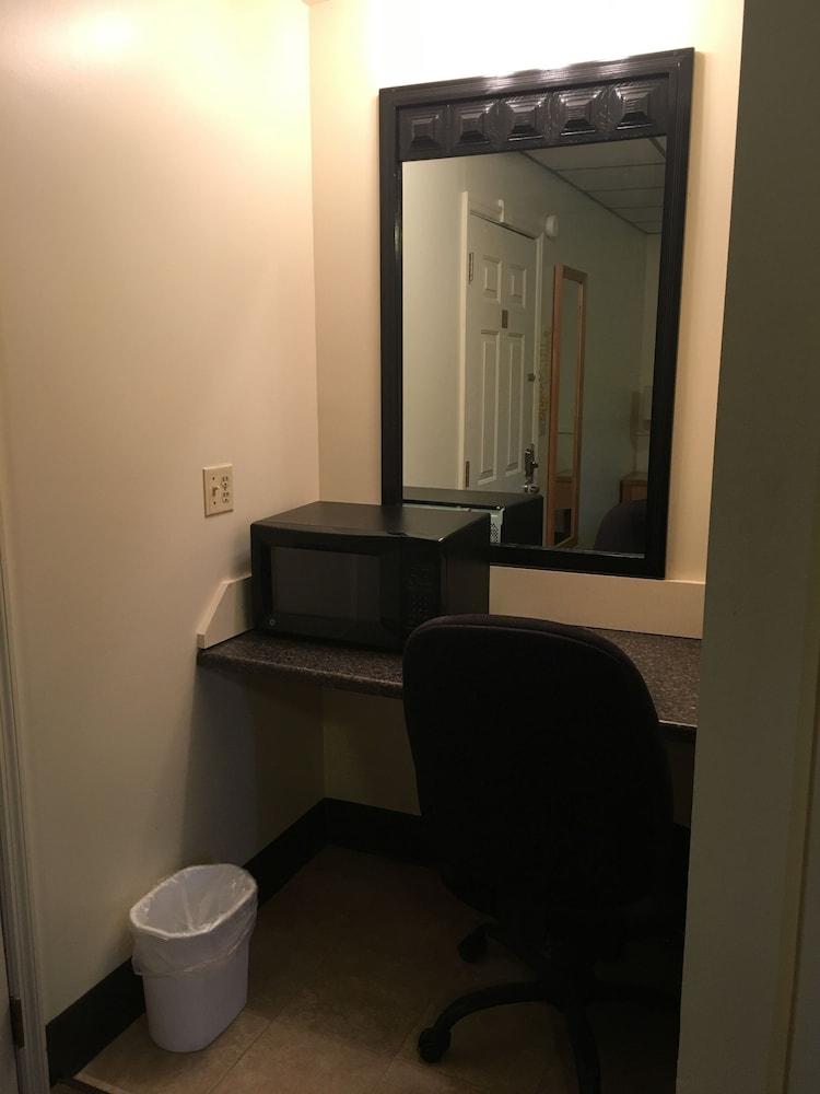 The Montrose Hotel photo 13