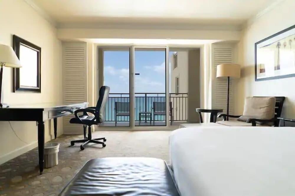 Private Residences at the Atlantic Resort and Spa photo 36