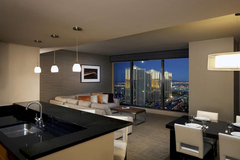 Hilton Grand Vacations Club Elara Center Strip Las Vegas photo 41
