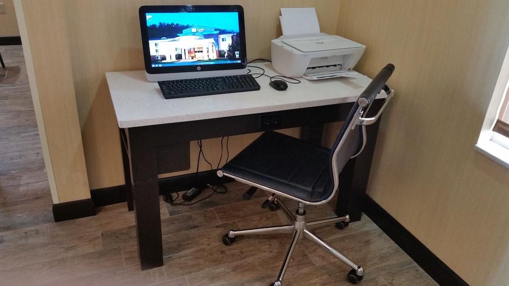 Holiday Inn Express Hotel & Suites Cherokee / Casino by IHG photo 16
