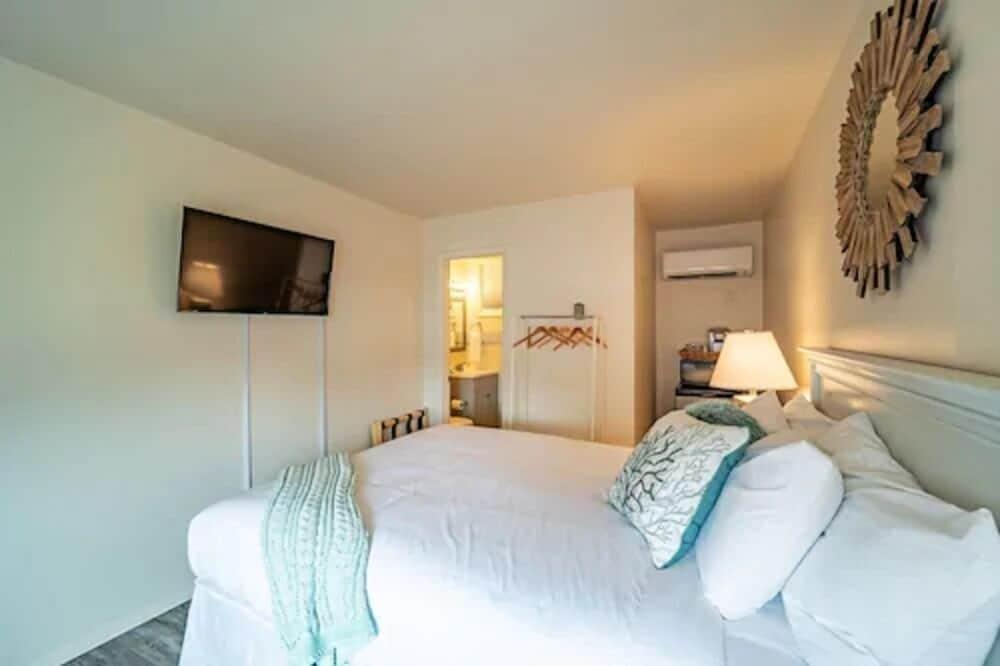 Ocean Glass Inn photo 41