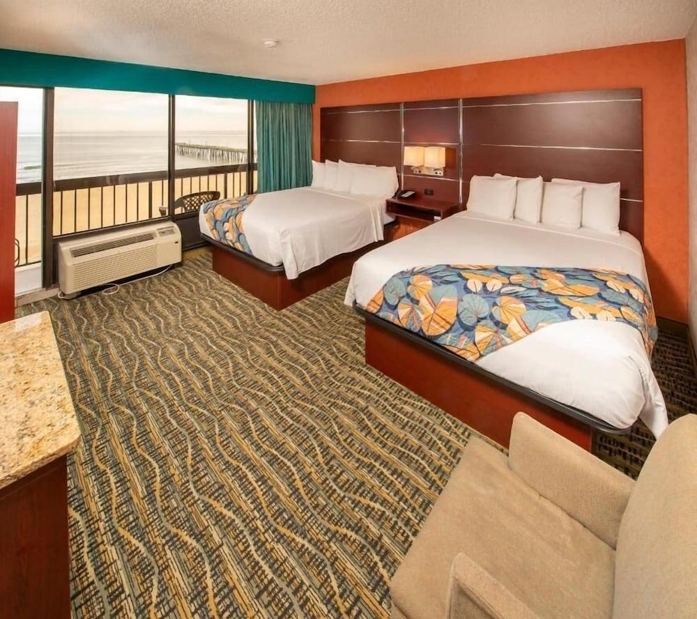 Breakers Resort Inn photo 9
